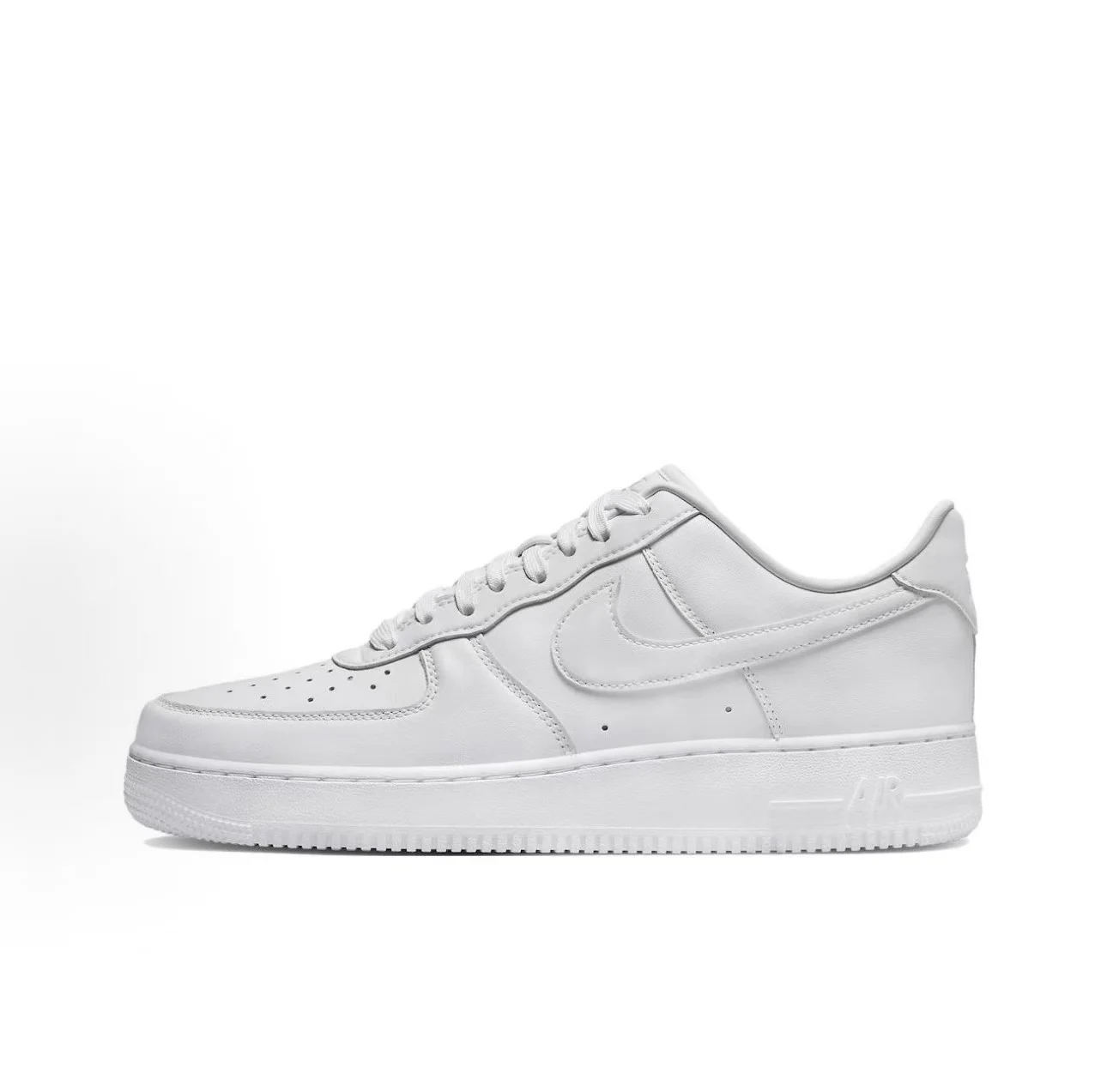 Nike Air Force 1 '07「全白」