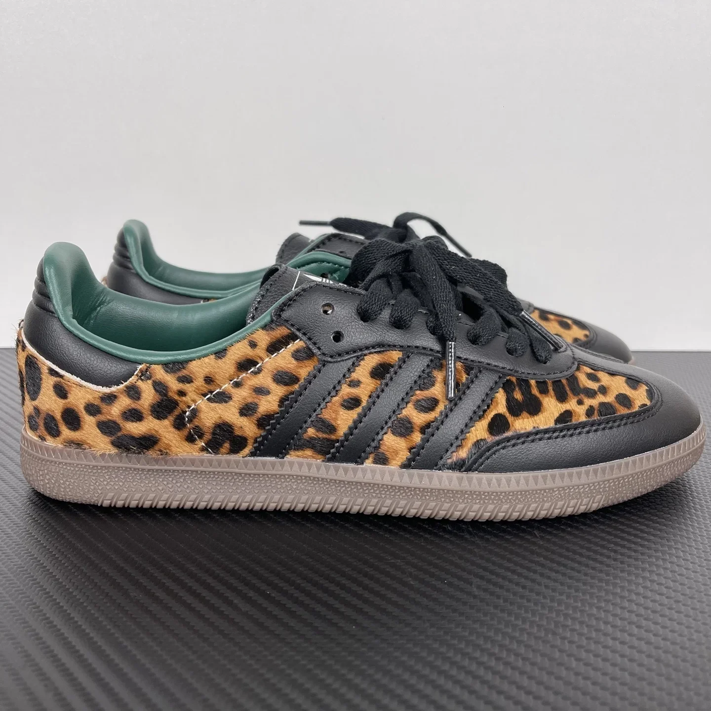 adidas Samba OG 'Core Black Leopard' 棕黑