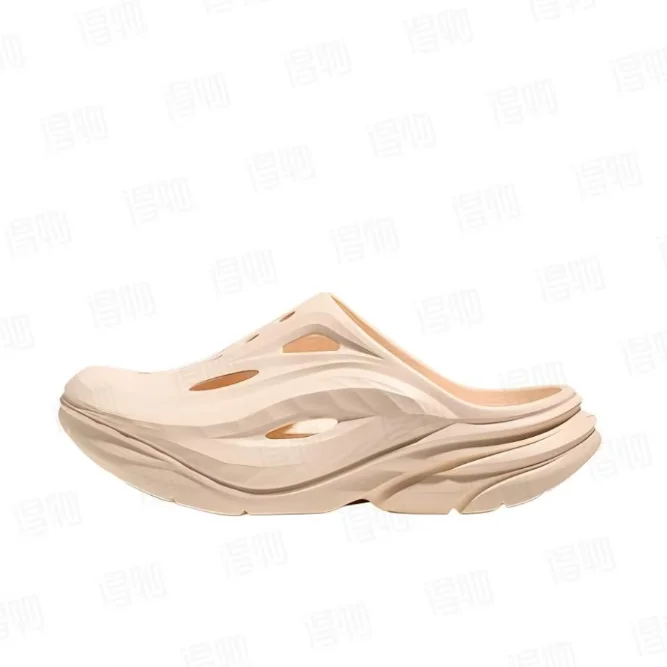 HOKA Ora Recovery Mule 米色
